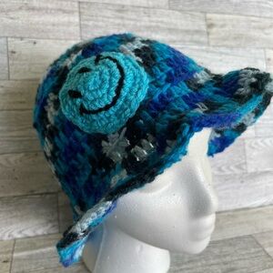 Crochet Hat Scrappy handmade unisex beach summer festival hippie boho Smileyface